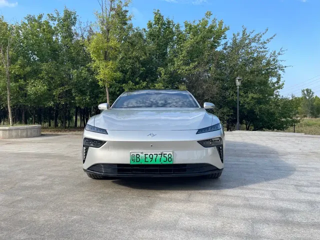 Dongfeng eπ 007 — Фото автомобиля 2