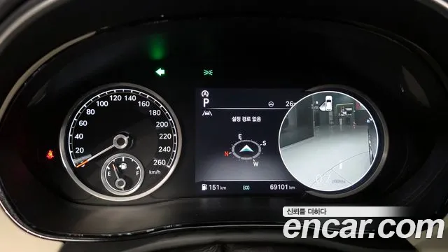 Genesis GV70 2.5T Бензин 2WD — Фото автомобиля 8