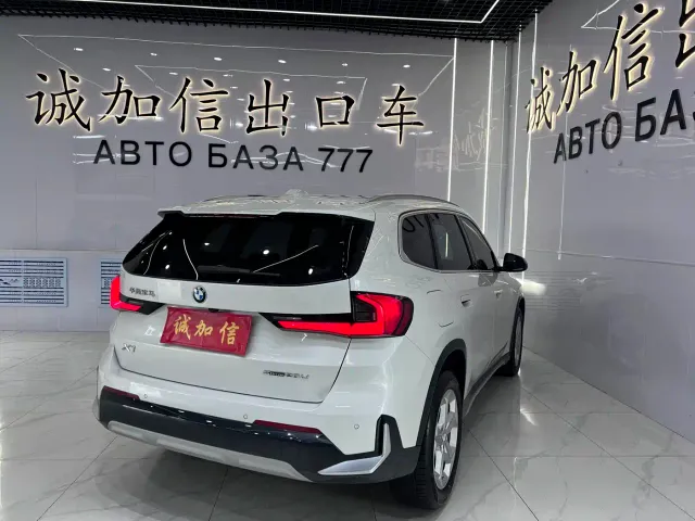 BMW X1 — Фото автомобиля 4