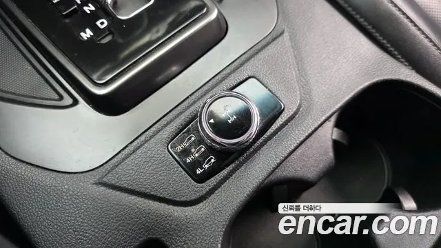 KG_Mobility_Ssangyong Rexton Новый Rexton Sport Khan Дизель 2.2 4WD — Фото автомобиля 18