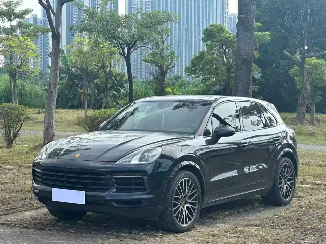 Фотография автомобиля — Porsche Cayenne