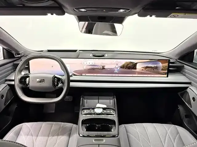 Geely Galaxy E8 — Фото автомобиля 4