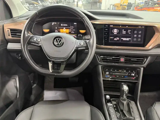 Volkswagen Tharu — Фото автомобиля 13