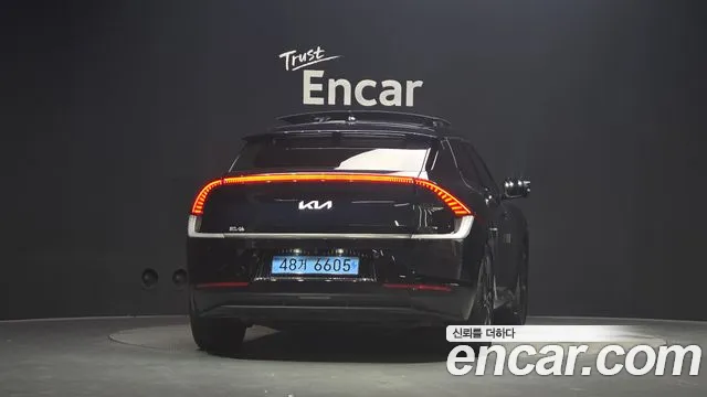 Kia EV6 — Фото автомобиля 4