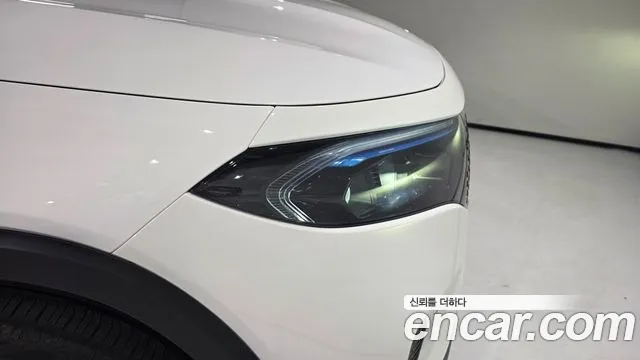 Mercedes-Benz EQB — Фото автомобиля 7