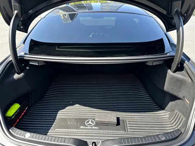 Mercedes-Benz C-Class — Фото автомобиля 20