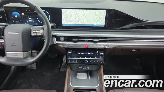 Hyundai Grandeur Grandeur (GN7) 2.5 Бензин 2WD — Фото автомобиля 14