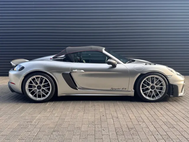 Porsche 718 — Фото автомобиля 6