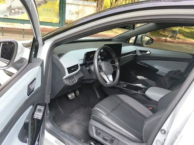 Volkswagen ID.4 X — Фото автомобиля 13