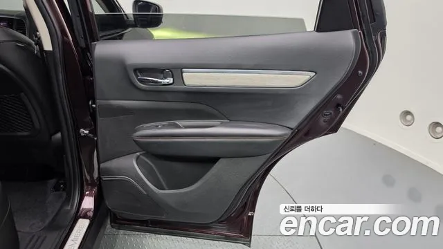 Renault-KoreaSamsung QM6 Новый QM6 2.0 LPe Première 2WD — Фото автомобиля 21