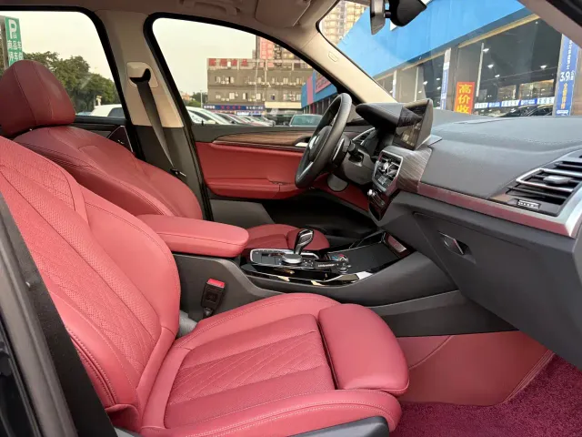BMW X3 — Фото автомобиля 12