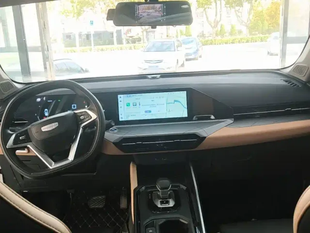 Geely Haoyue PRO — Фото автомобиля 9