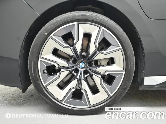 BMW 7-Series 7 серия (G70) — Фото автомобиля 5