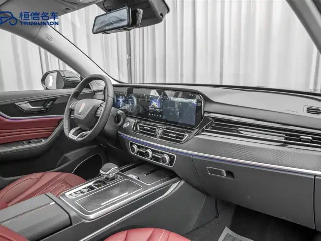 Hongqi HS5 — Фото автомобиля 14