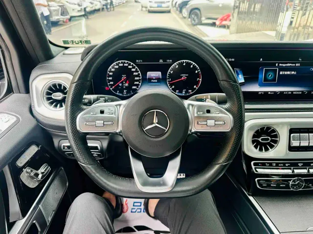 Mercedes-Benz G-Class — Фото автомобиля 5