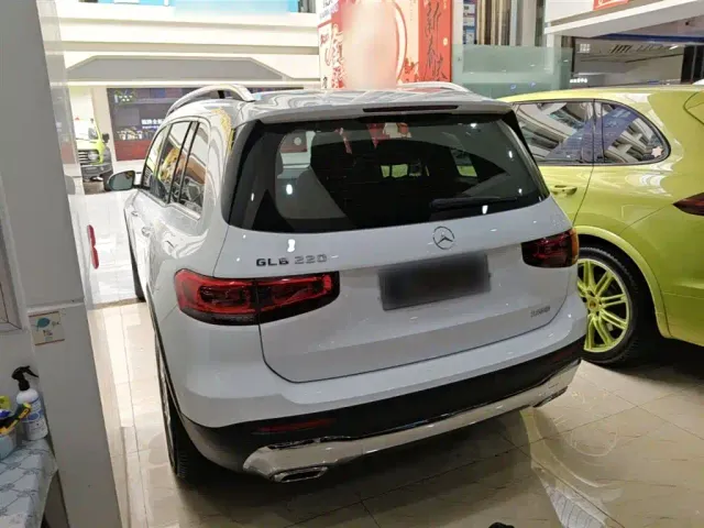 Mercedes-Benz GLB-Class — Фото автомобиля 3