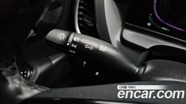 Kia Seltos New — Фото автомобиля 28