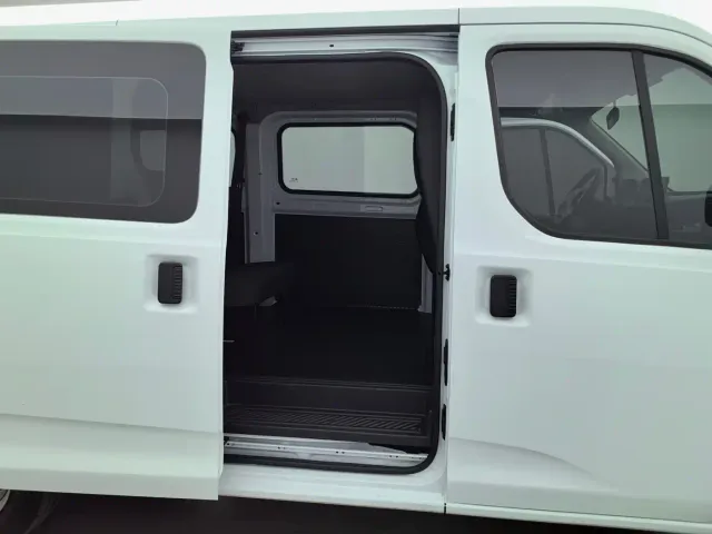JMC E-Fushun — Фото автомобиля 21