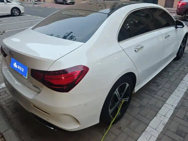 Mercedes-Benz A-Class — Фото автомобиля 3