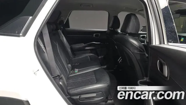 Kia Sorento Новый Sorento 4 поколение Бензин 2.5T 2WD — Фото автомобиля 12