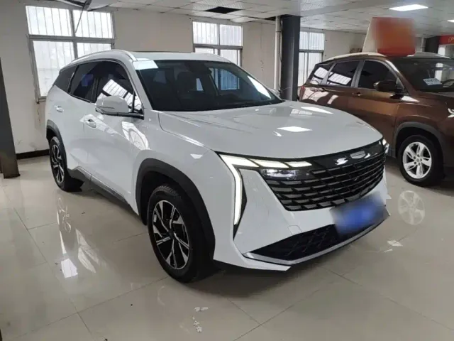 Geely Boyue L — Фото автомобиля 3