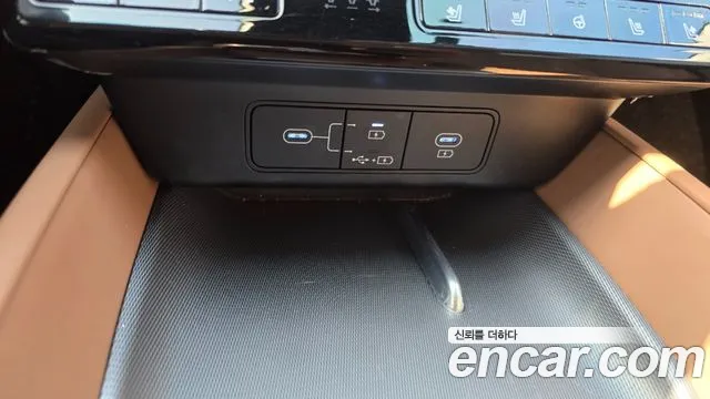 Hyundai Grandeur Grandeur (GN7) — Фото автомобиля 12