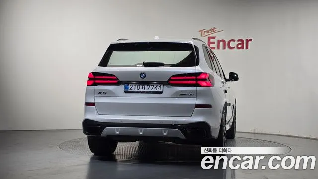 BMW X5 xDrive 40i M Sport — Фото автомобиля 3