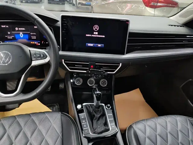 Volkswagen Sagitar — Фото автомобиля 12