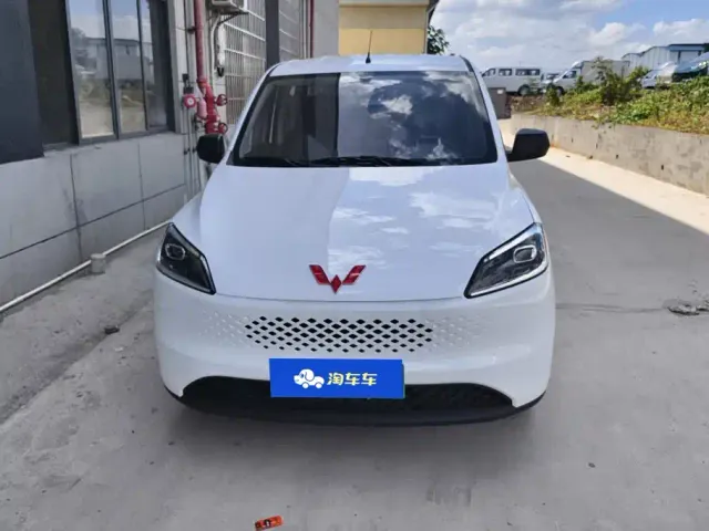 Wuling Hongguang — Фото автомобиля 2