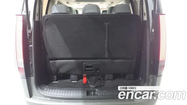 Hyundai Staria Staria L3.5 Lounge 9 мест — Фото автомобиля 16