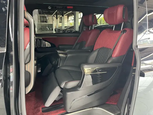 GAC Trumpchi M8 — Фото автомобиля 25