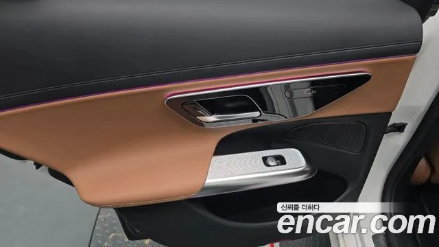 Mercedes-Benz E-Class — Фото автомобиля 8