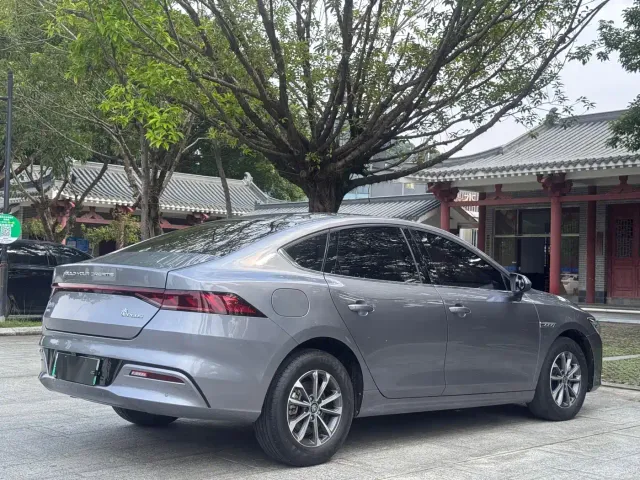 BYD Qin PLUS — Фото автомобиля 4