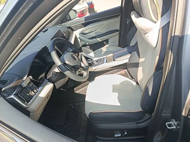 BYD Song PLUS — Фото автомобиля 14