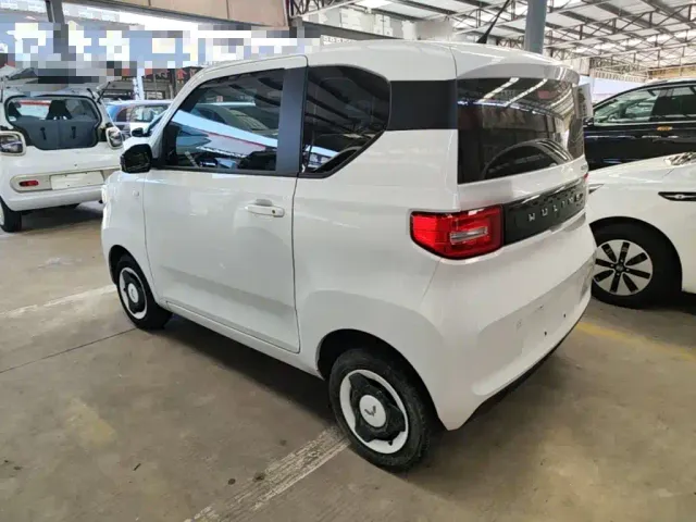 Wuling Hongguang Mini EV — Фото автомобиля 4