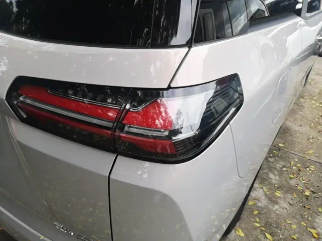 Wuling Starlight 730 — Фото автомобиля 7