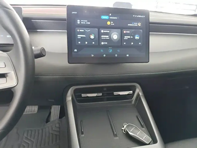 BYD Qin PLUS — Фото автомобиля 12