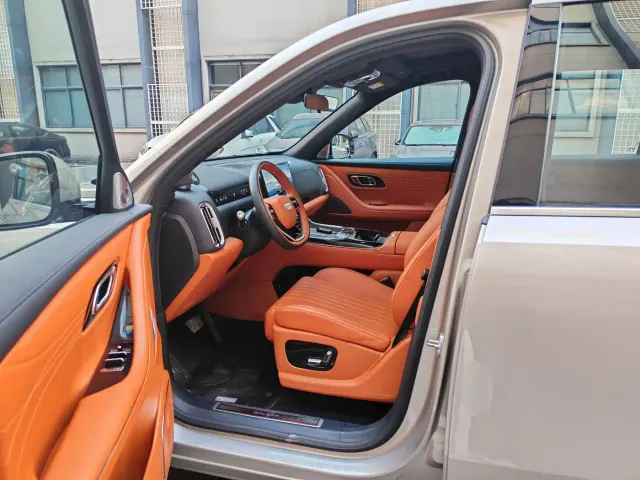 Geely Galaxy M9 — Фото автомобиля 9