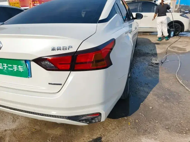 Nissan Teana — Фото автомобиля 7