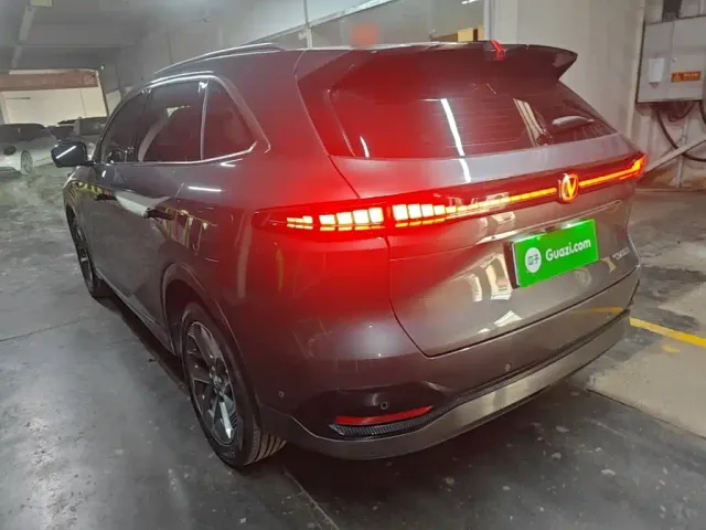 Changan CS75 Plus — Фото автомобиля 4