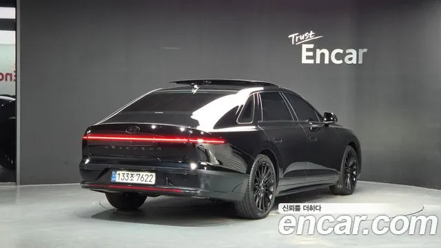 Hyundai Grandeur GN7 — Фото автомобиля 2
