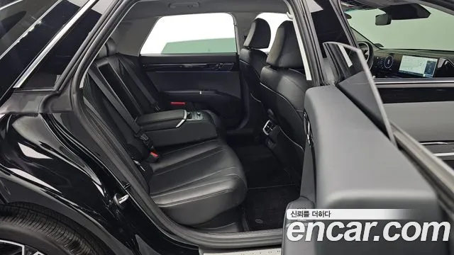 Hyundai Grandeur GN7 — Фото автомобиля 17