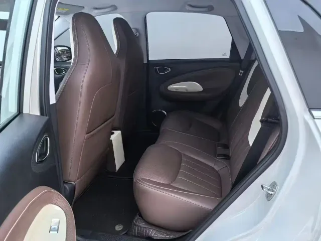 Wuling Bingo — Фото автомобиля 7