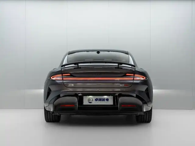 Xiaomi SU7 — Фото автомобиля 6