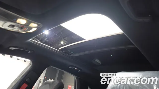 Genesis GV70 2.5T Бензин 2WD — Фото автомобиля 12