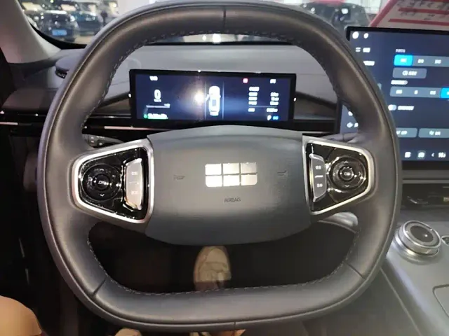 Geely Galaxy E5 — Фото автомобиля 10