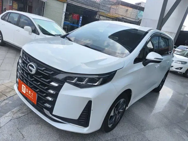 Фотография автомобиля — GAC Trumpchi M6