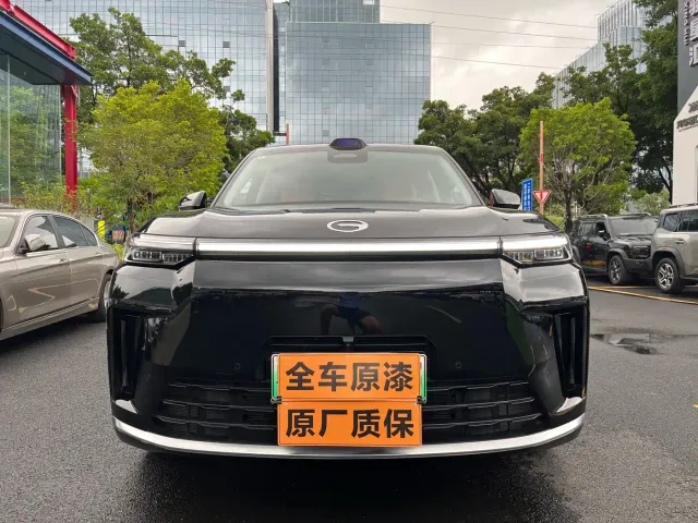 Фотография автомобиля — GAC Trumpchi Xiangwang S9