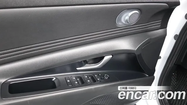 Hyundai Avante CN7 — Фото автомобиля 29