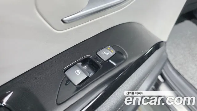 Hyundai Tucson Tucson (NX4) Дизель 2.0 4WD — Фото автомобиля 18